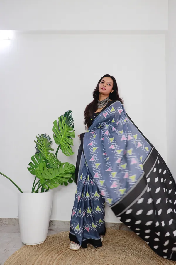HANDICRAFT_WOMEN'S_Ikkat_PRINT_PURE_SOFT_COTTON_SAREE_WITH_BLOUSE_PIECE_With_Blouse_Piece